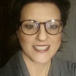 Meet your Posher, Linda
